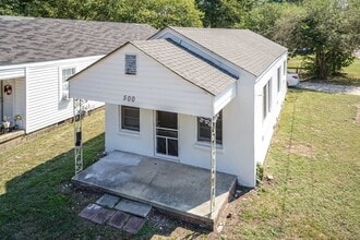 Building Photo - 500 N Clinton Ave