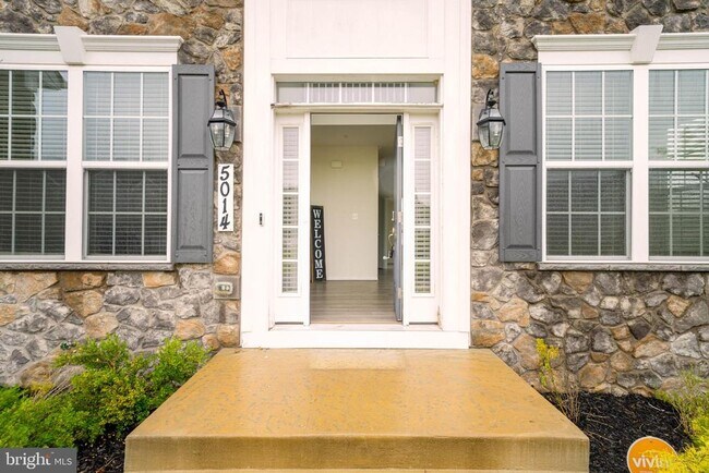 Foto del edificio - 5014 Sir Lucas Ln