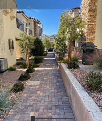 Building Photo - Gleneagles Village Townhomes