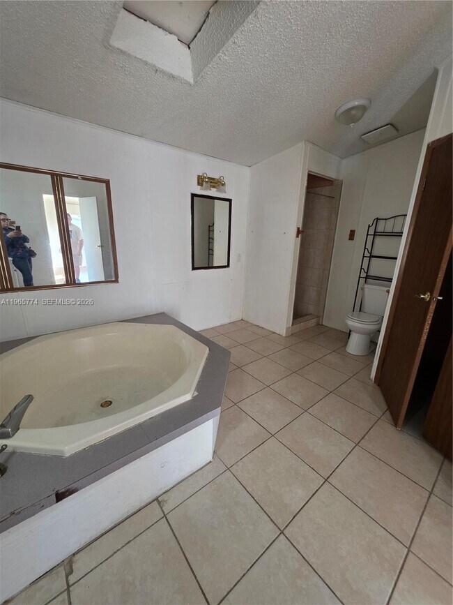 Foto del edificio - 19800 SW 180th Ave