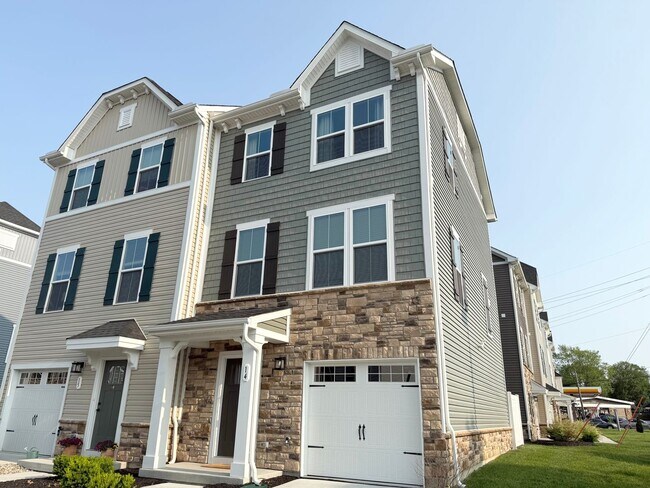 Foto del edificio - 14 Wentworth Ln