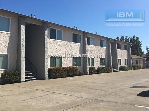 Building Photo - Lake Boulevard Apartment Homes
