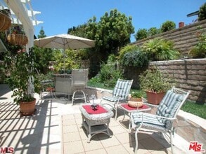 Building Photo - 5241 W Goldenwood Dr