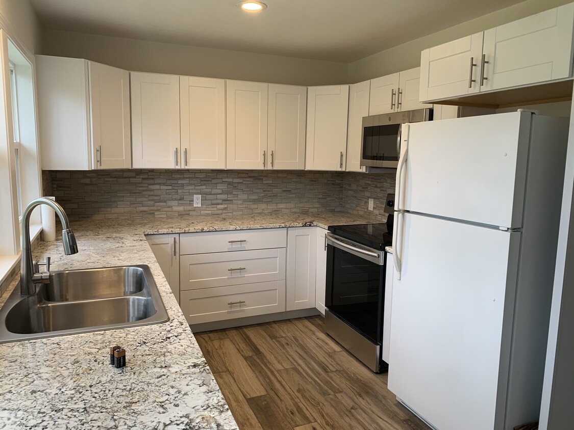 Primary Photo - 723 T St