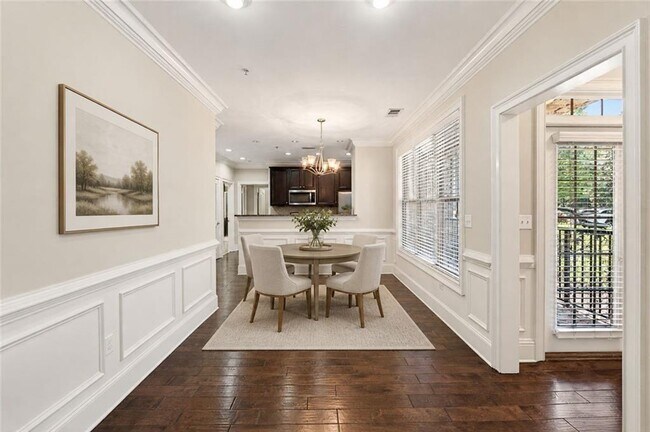 Foto del edificio - 2300 Peachford Rd