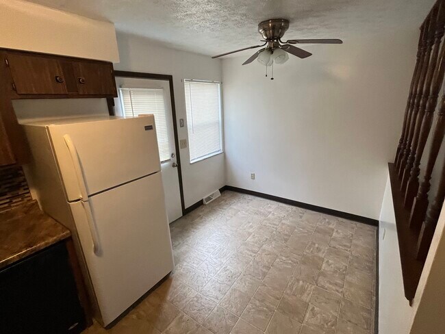 Foto del edificio - 4072 Colonial Pl