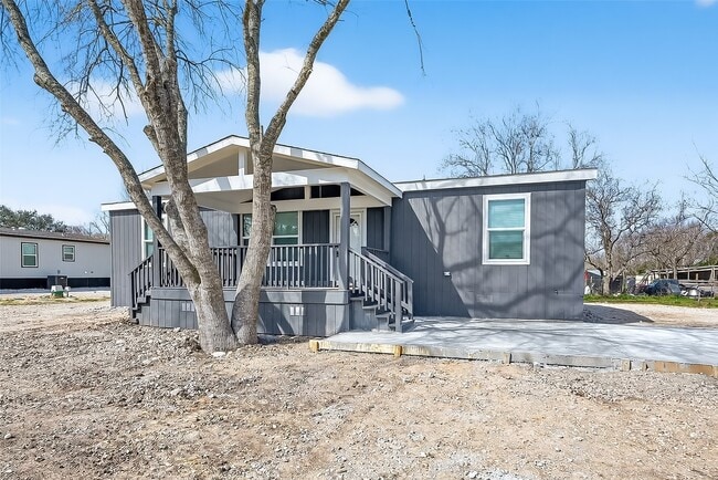 Building Photo - 6019 Jake Ln