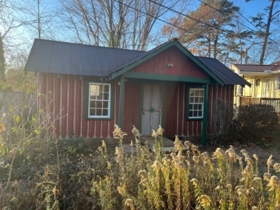 Building Photo - 17 Lewis Higgins Dr