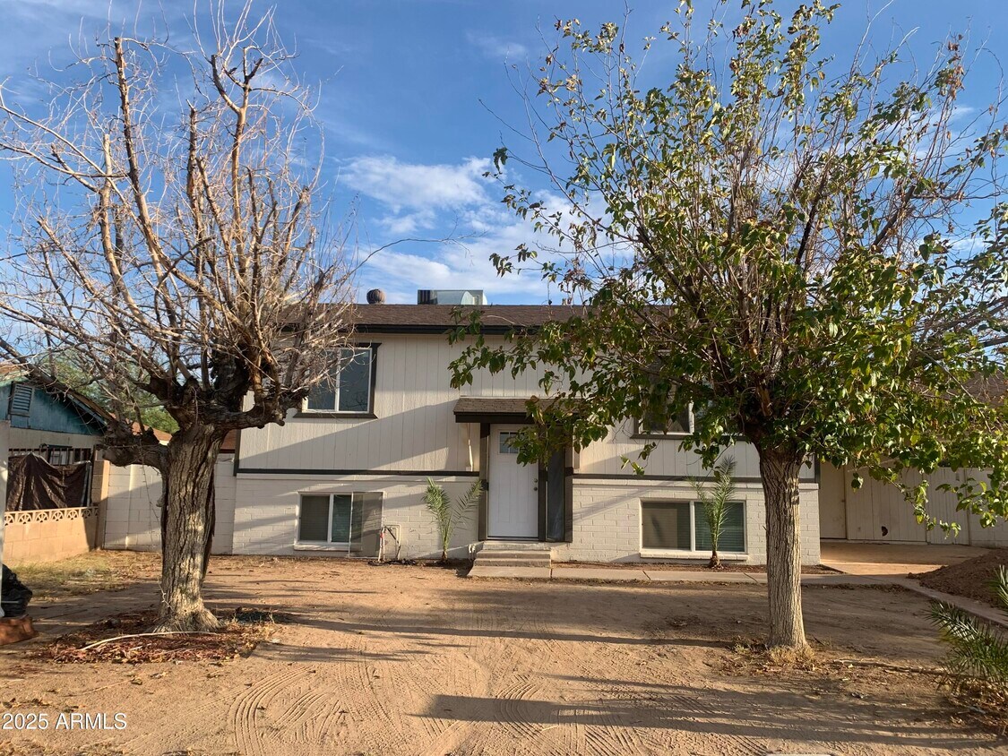 Foto principal - 4525 E Alta Vista Rd
