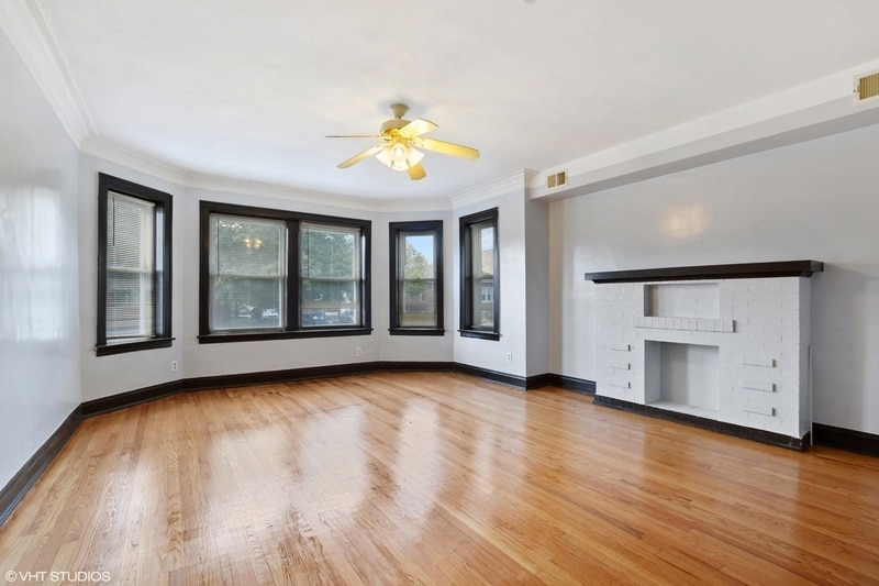 Primary Photo - 1317 W 80th St