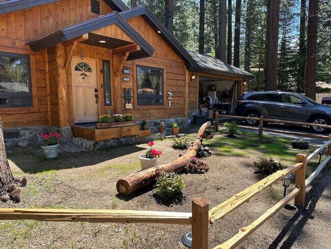 Foto del edificio - Newly built Tahoe Keys home available for ...