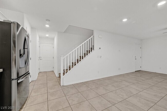 Building Photo - 326 Quail Dove Ave