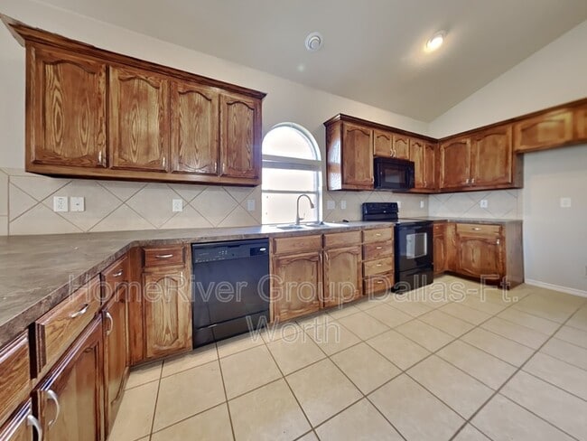 Building Photo - 4005 Martinsburg Dr