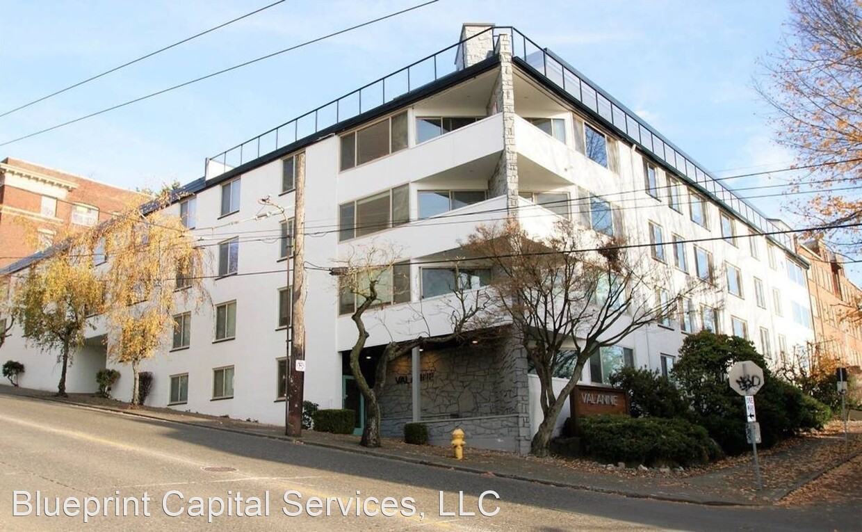 Foto principal - 800 Queen Anne Ave N