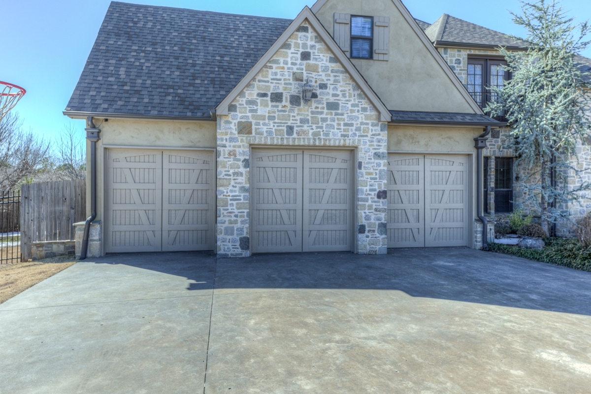 Primary Photo - 11280 S 72nd E Pl