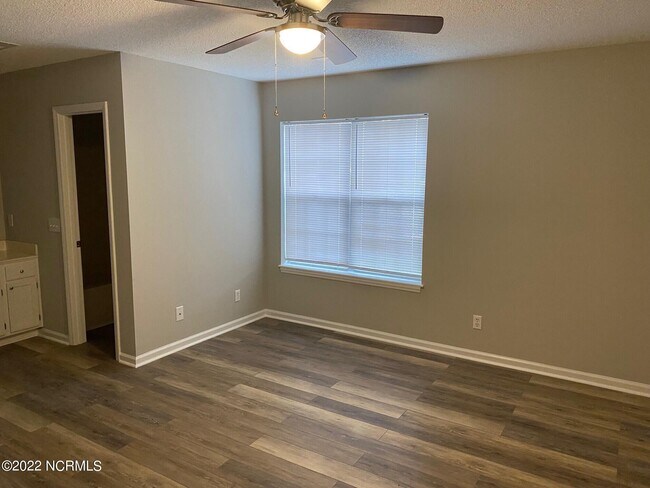 Foto del edificio - 3001 Mulberry Ln