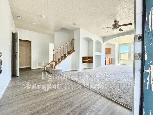 Building Photo - 1688 W 3180 N