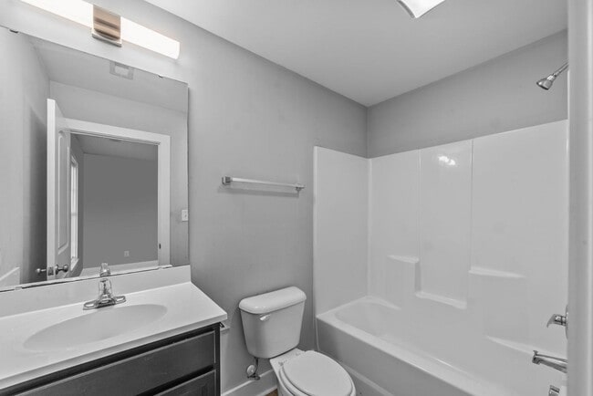 Foto del edificio - 410 Thad Little Rd