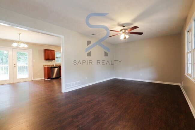 Foto del edificio - Move in before October 31st and get $100 O...