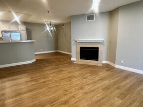 Building Photo - 5837 Oak Bend Ln