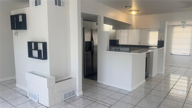 Foto del edificio - 110 14th Ave SW