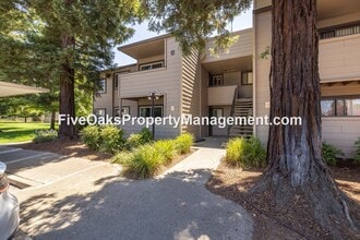 Building Photo - 3715 Tallyho Dr