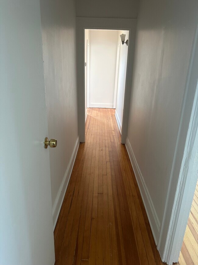 Foto del edificio - 111 Higbie Ln
