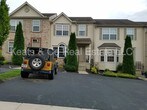Primary Photo - 18 Buttonwood Ln