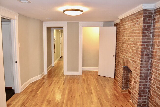 Living Room - 254 4th St