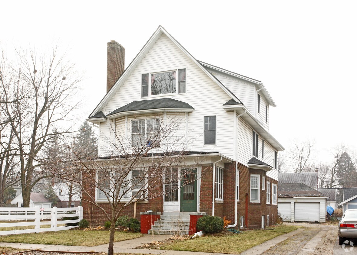 Primary Photo - 1426 Brooklyn Ave