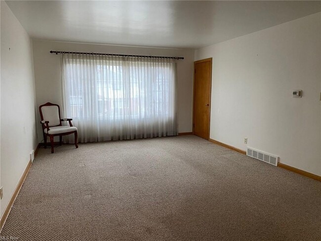 Building Photo - 1706 Tanglewood Dr