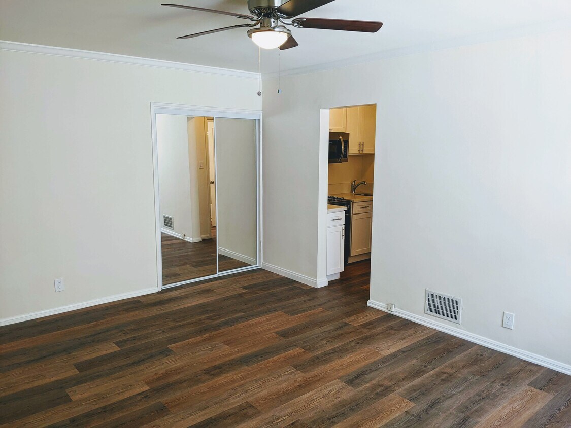 288 Apartments for Rent in 90046, CA Westside Rentals