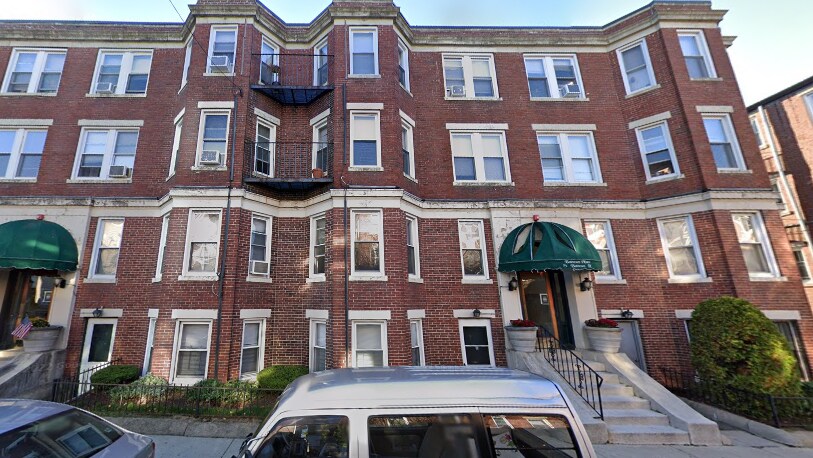 Primary Photo - 5 Barrows St