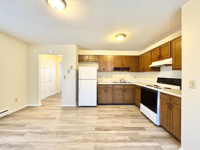 Building Photo - 3 BR Brick Home convenient to INT 85