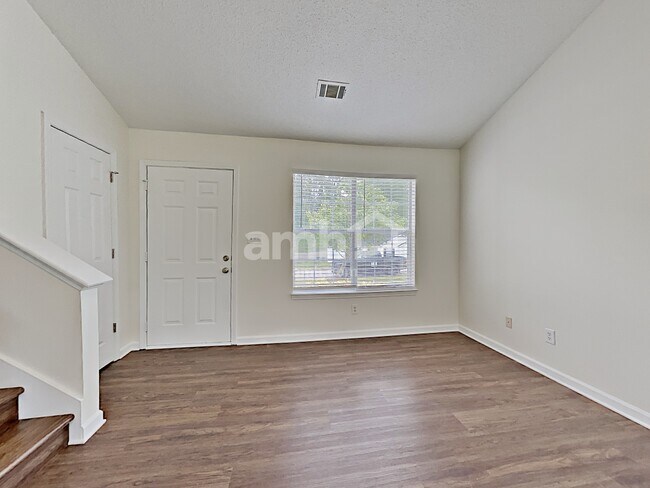 Foto del edificio - 7132 New Dale Rd