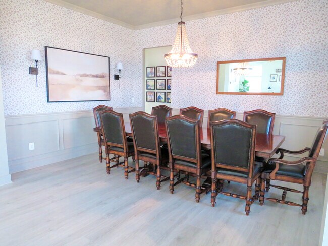 Foto del edificio - 24353 White Elm Pl