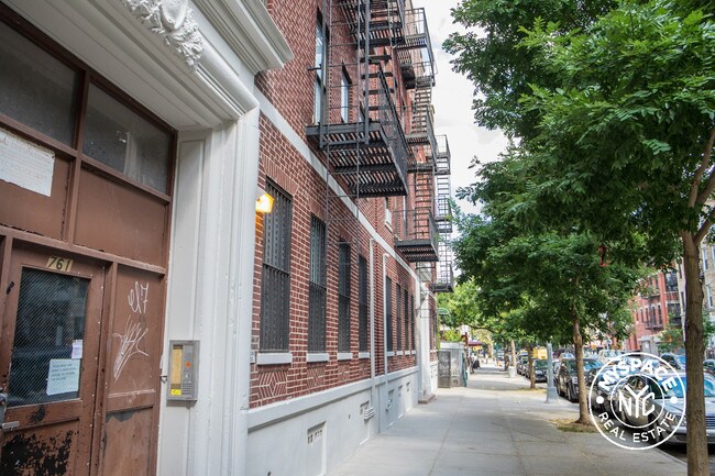 Building Photo - 761 Prospect Pl