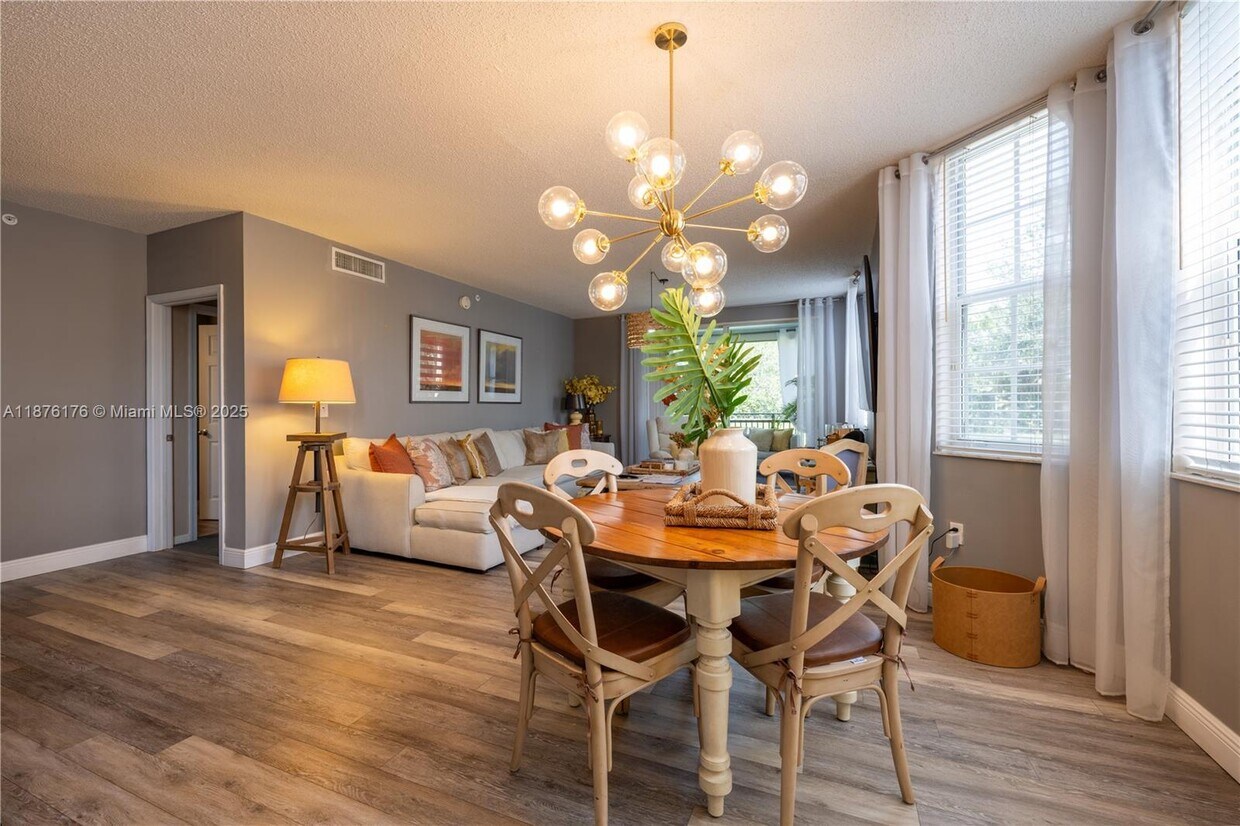 Foto principal - 11780 St Andrews Place