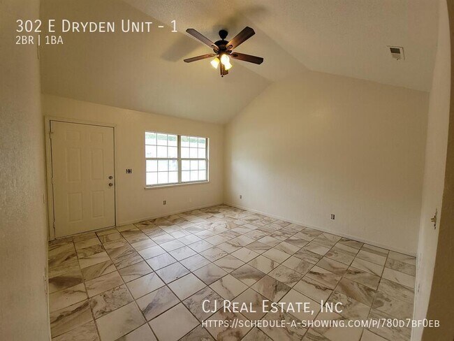 Building Photo - 302 E Dryden St