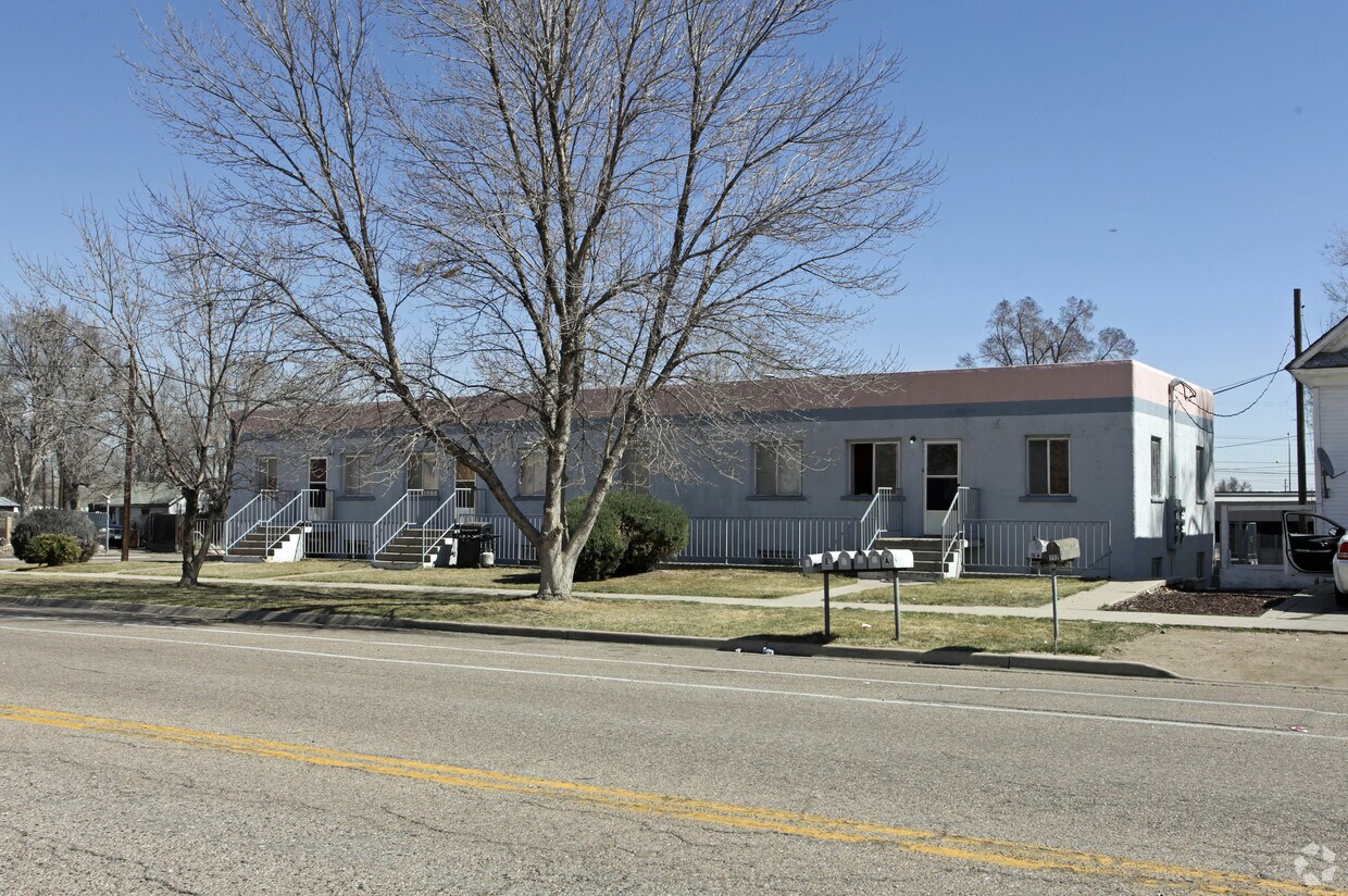 Primary Photo - 102 9th Ave