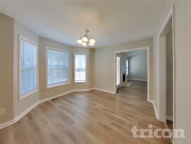 Foto del edificio - 38 Stonemont Ct