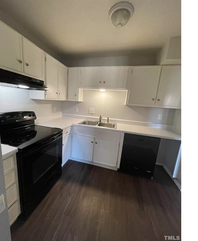 Foto del edificio - 510 Garner Townes Ln