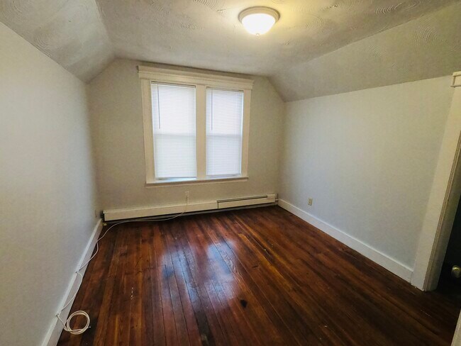 Building Photo - 271 W Ivy St