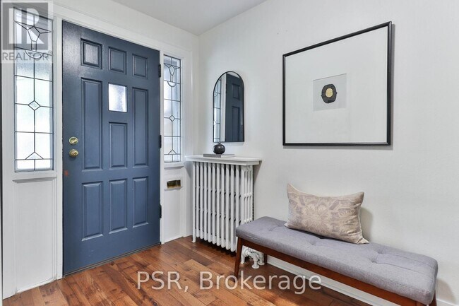 Photo du bâtiment - 1334 Pape Ave