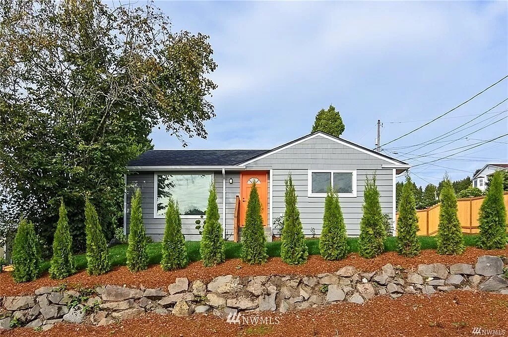 Foto principal - 3716 S Roxbury St