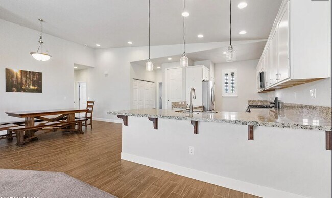 Foto del edificio - 845 Squaw Creek Ct