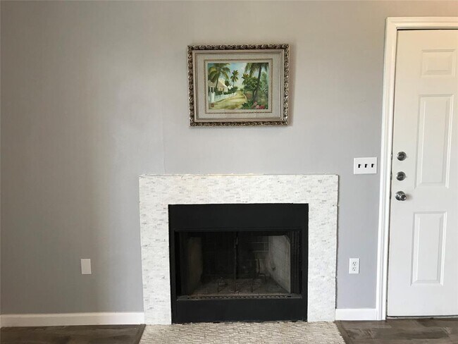 Foto del edificio - 2320 Gracy Farms Ln