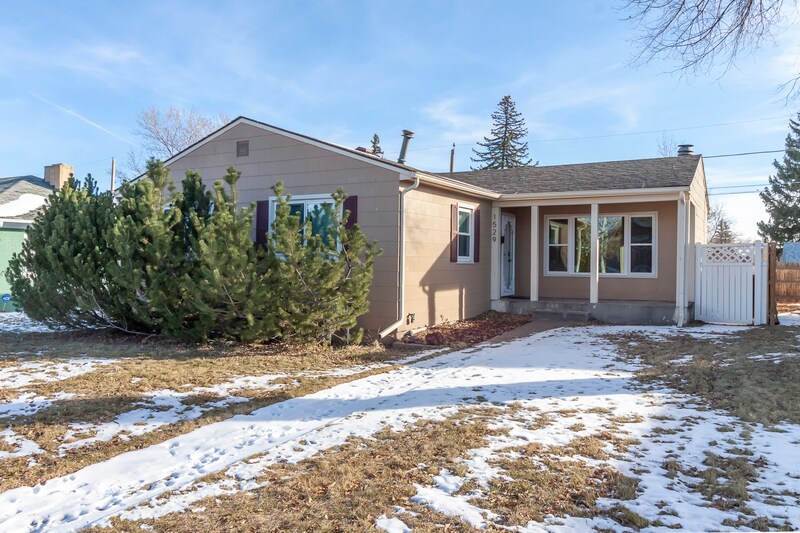 1529 Walnut Dr, Cheyenne, WY 82001 House Rental in Cheyenne, WY