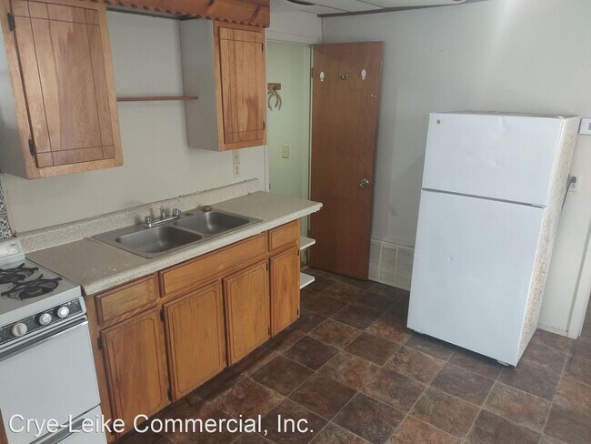 Building Photo - 1 br, 1 bath House - 5703 Central. Duplex F