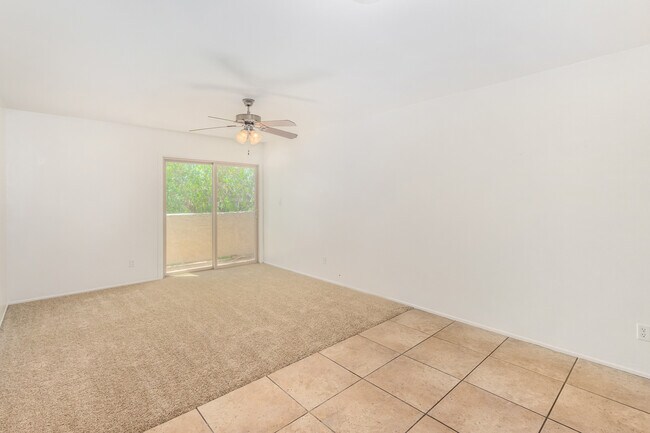 Foto del edificio - 935 N Granite Reef Rd